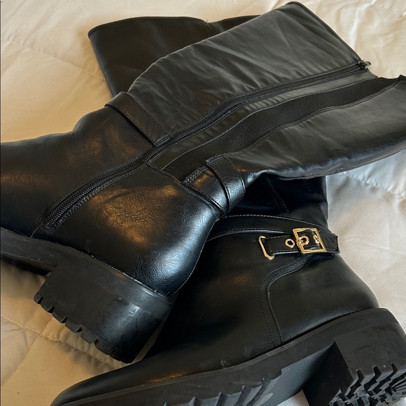 Lane Bryant Black Heeled Boots - Picture 5 of 8